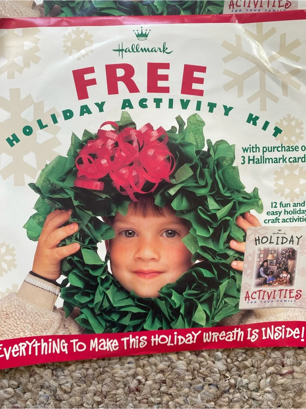 4 Hallmark holiday wreath New DiY Holiday Activity Kits